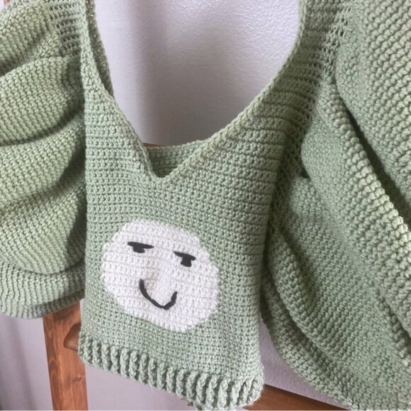 Handmade / Crochet Smile Top - Picture 4 of 5